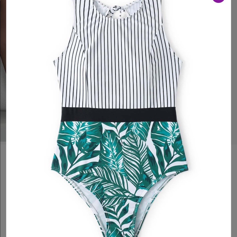 NWT Cupshe Modest One Piece Swimsuit Large 🏝